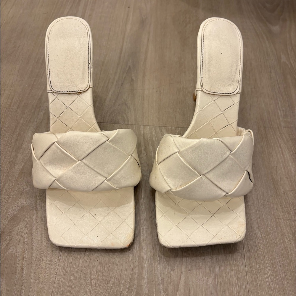 Elegant Cream (more white) Women's Shoes - Picture 1 of 4